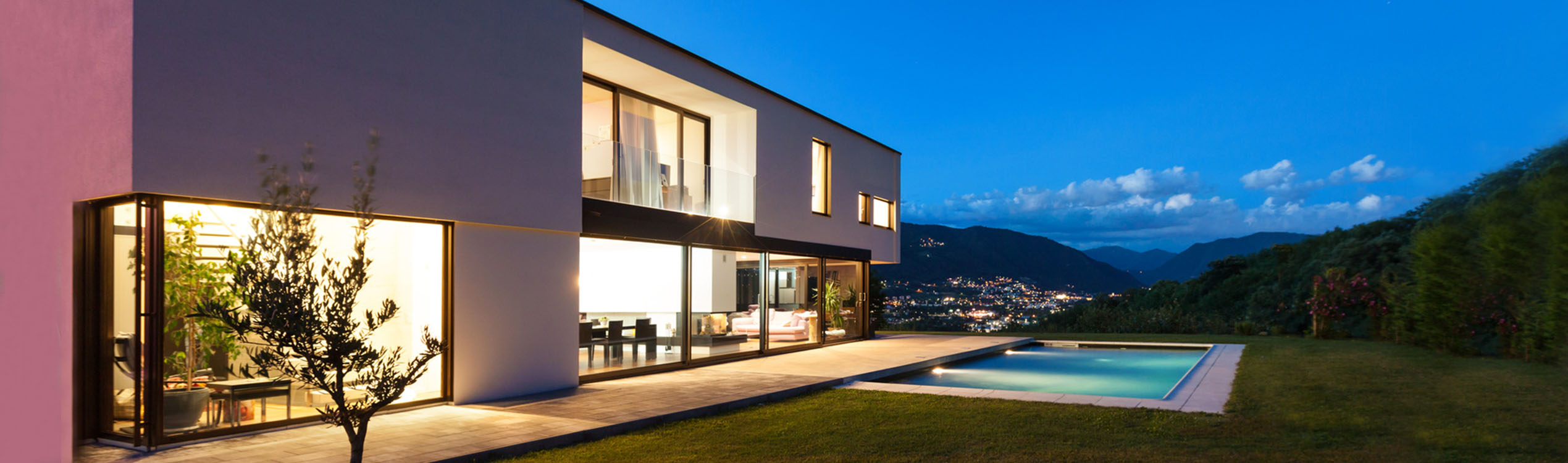 Primary image (AI selected)