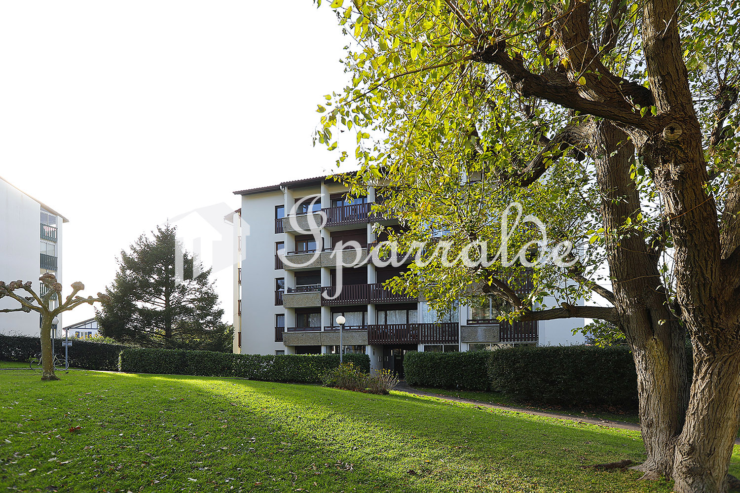 Agencia Inmobiliaria IPARRALDE - 1