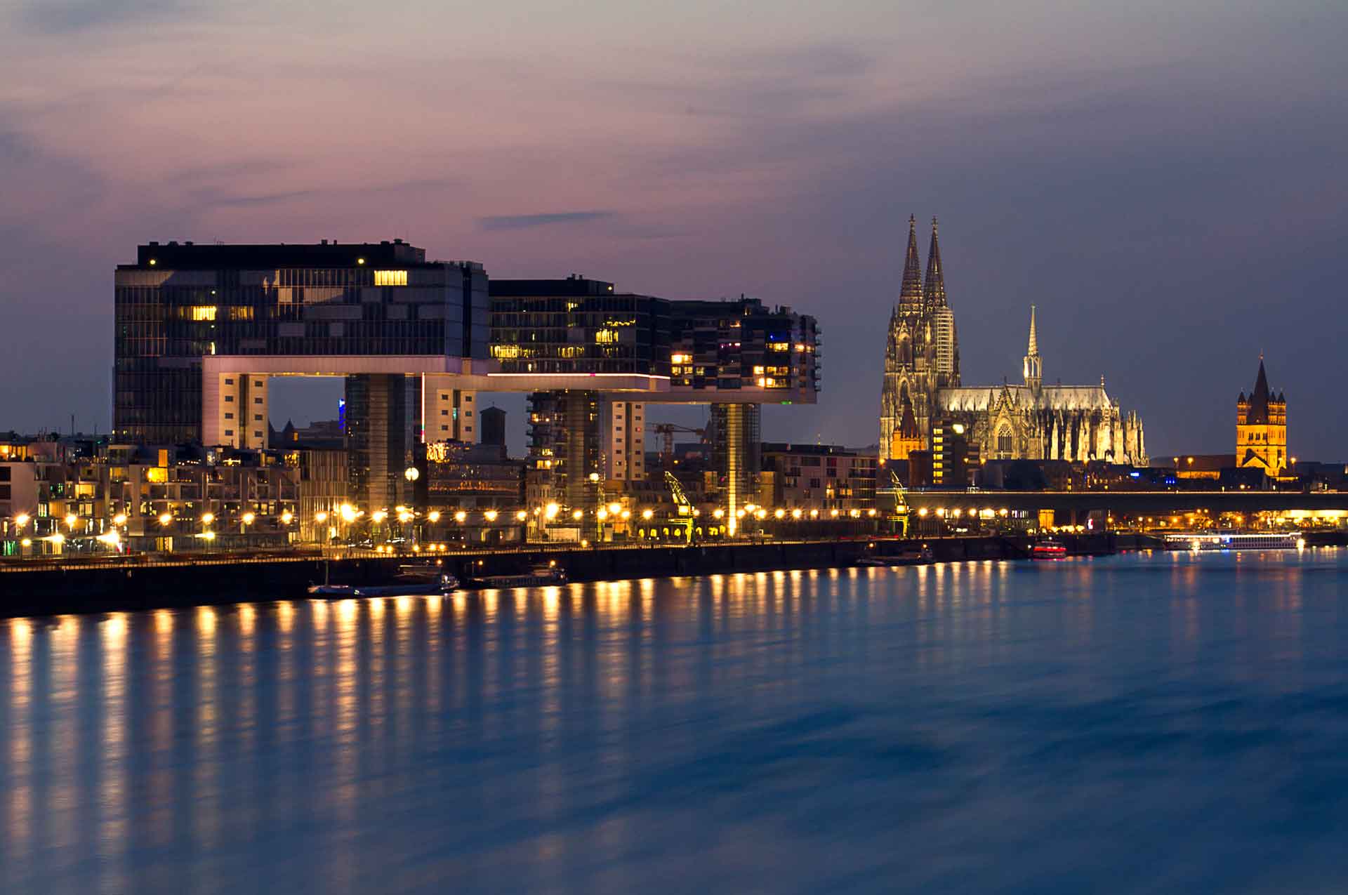 Primary image (AI selected)