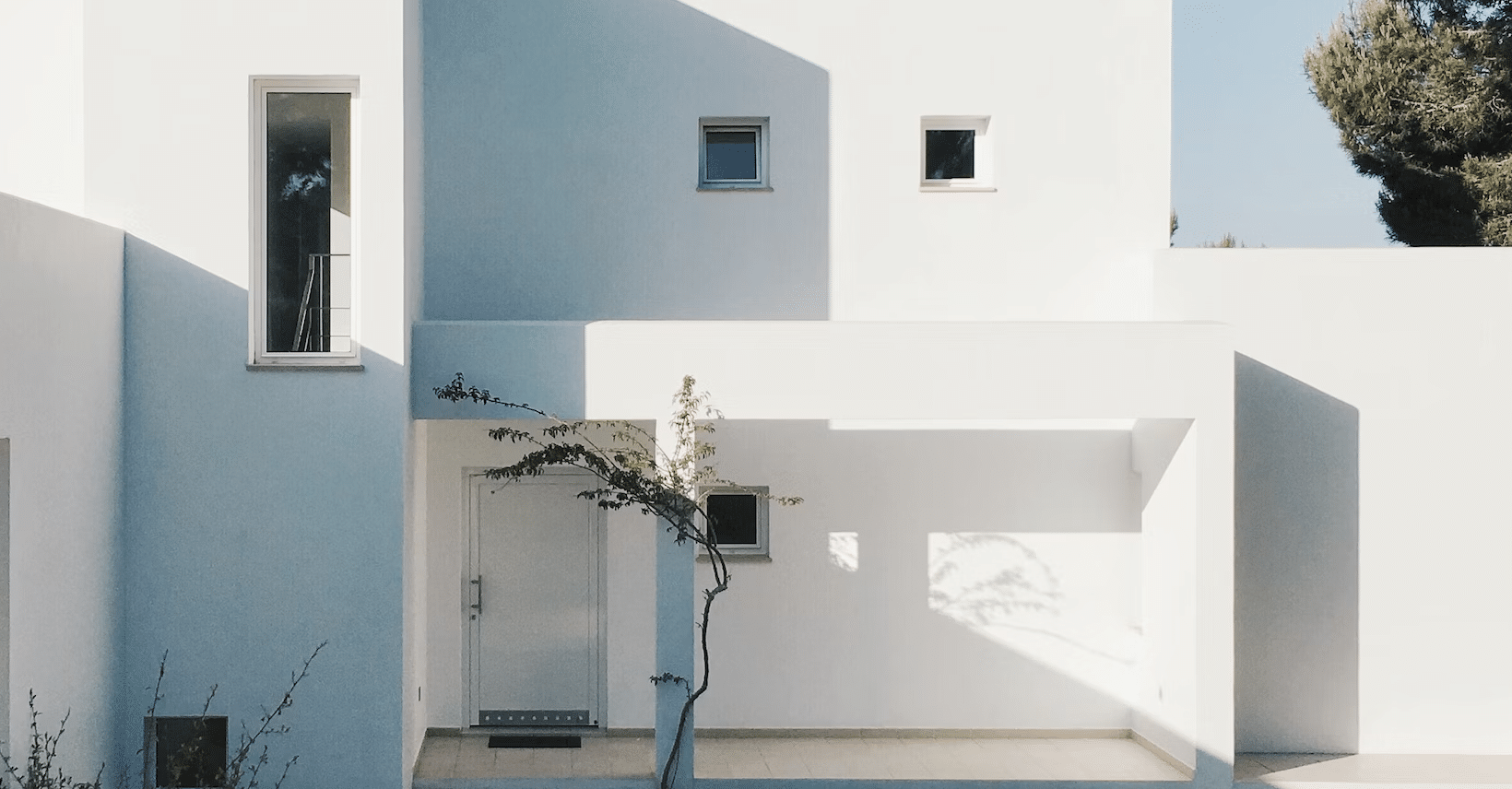 Primary image (AI selected)