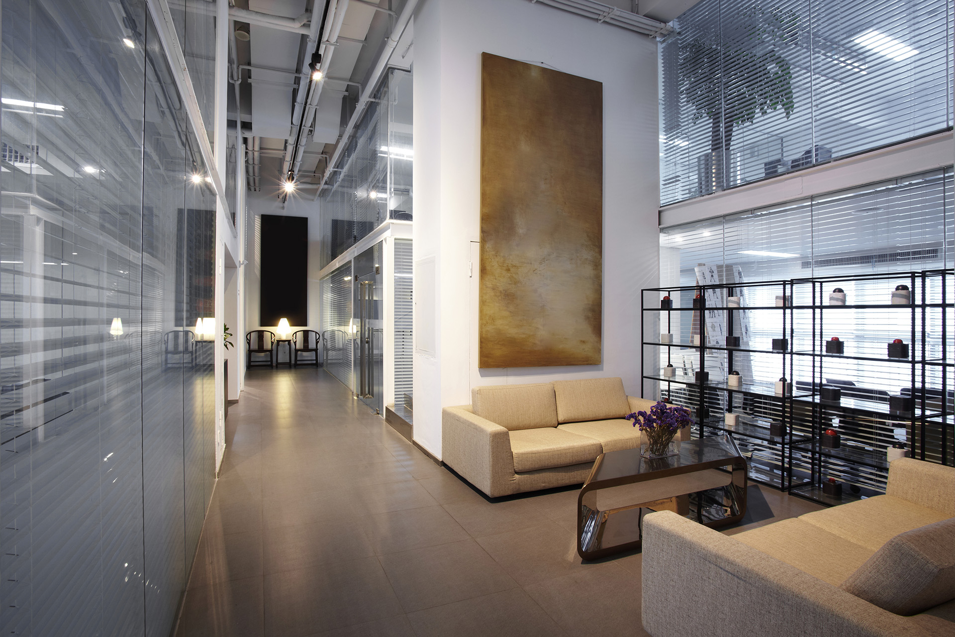 Primary image (AI selected)