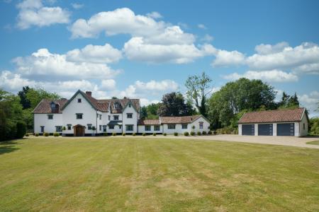 Primary image (AI selected)