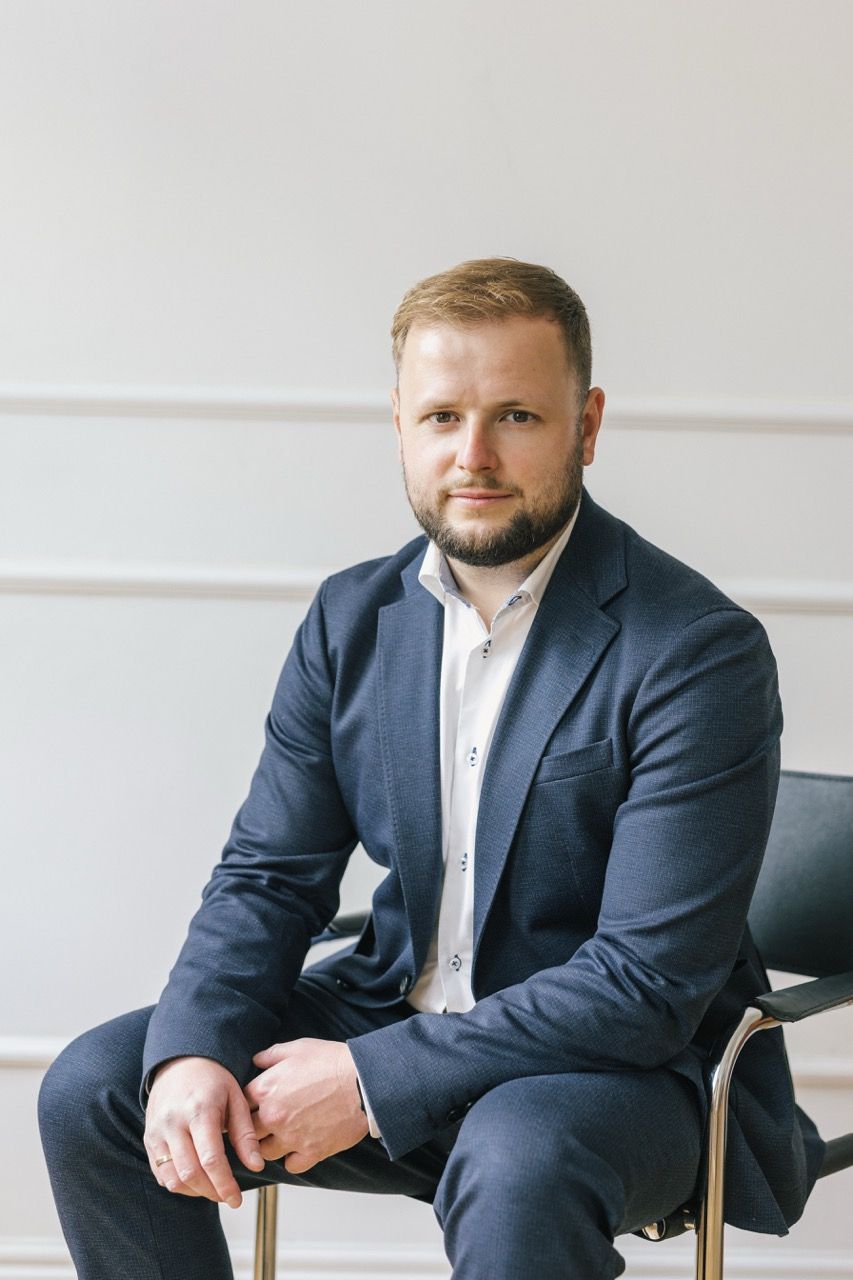 Primary image (AI selected)