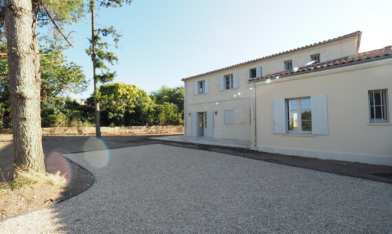 Villa d'architecte en pierre de 2022