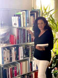 Primary image (AI selected)