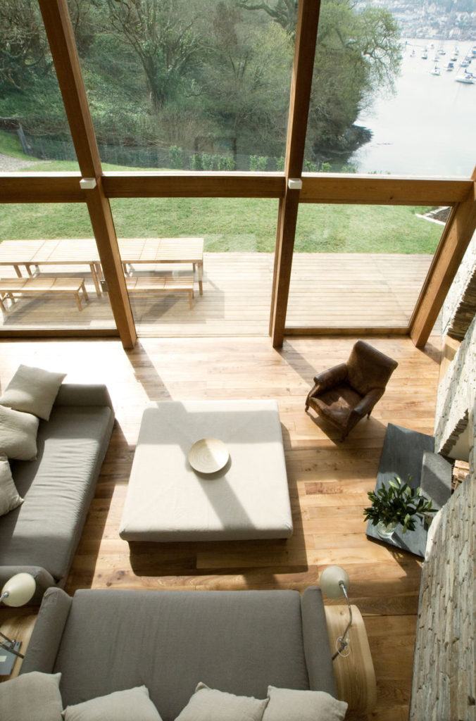 Primary image (AI selected)