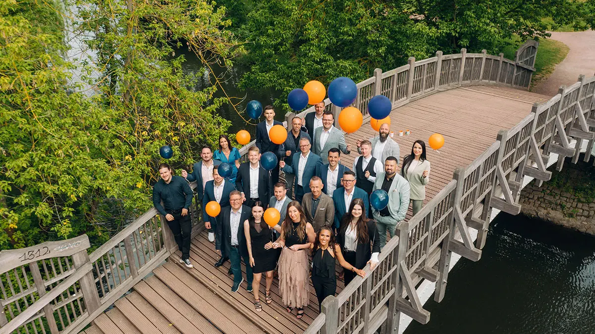 Primary image (AI selected)